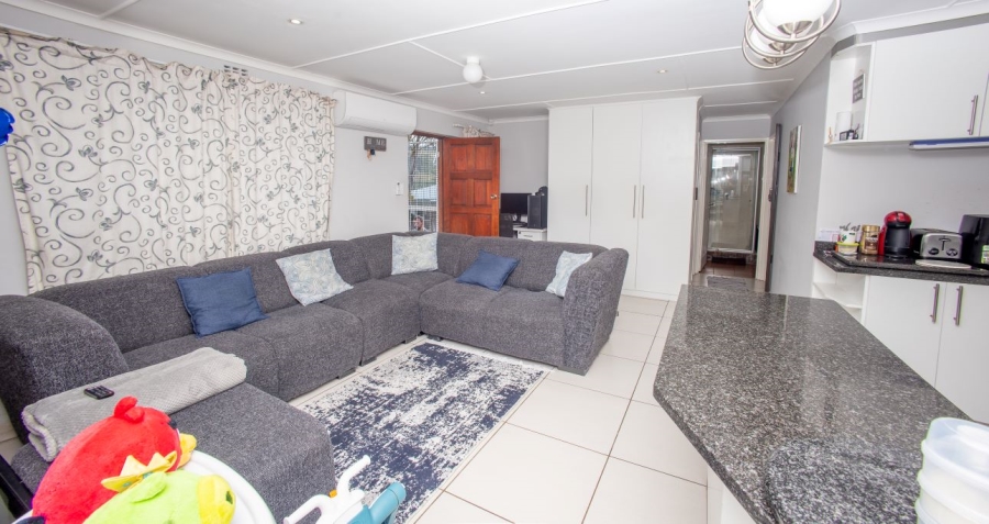 2 Bedroom Property for Sale in Abbotsford Eastern Cape